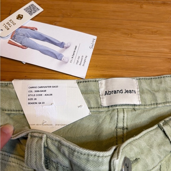 NWT Abrand- Carrie Carpenter Jeans in Color Sage. Size 26 - Picture 3 of 12